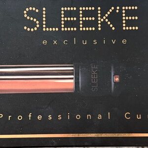 Professional Curling Iron - Black and Gold